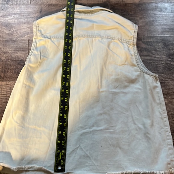 Levi’s short sleeve Jean jacket. excellent condition - Picture 5 of 6